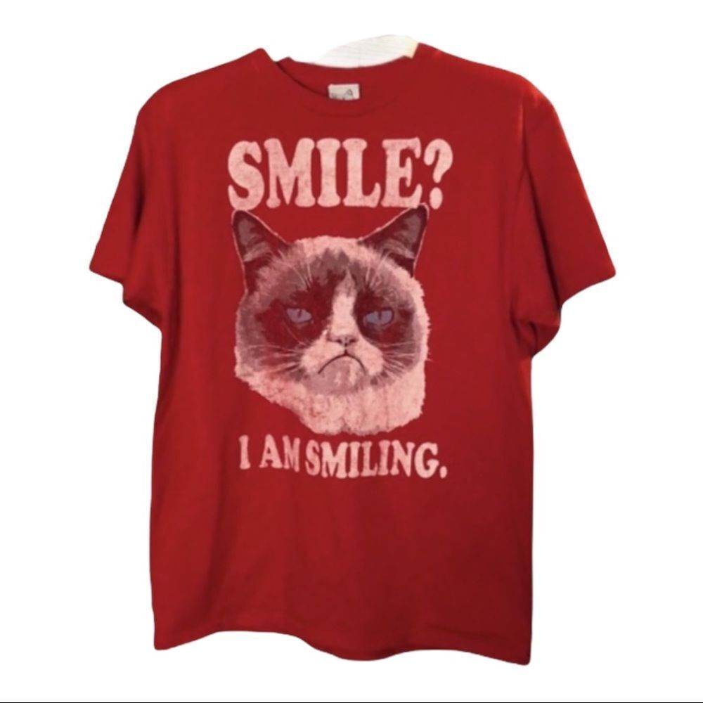 Grumpy Cat I Am Smiling Graphic Tee Shirt S